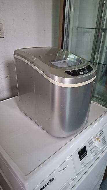 Aparati za kafu: Aparat za pravljenje leda – kompaktni countertop model - Samostalni — 4