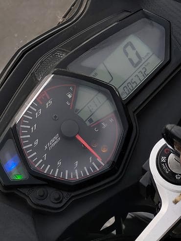 kais za auto: Na prodaju Peda R250 EFI ABS Prvi vlasnik, kupljena u Tj Company, Novi — 2