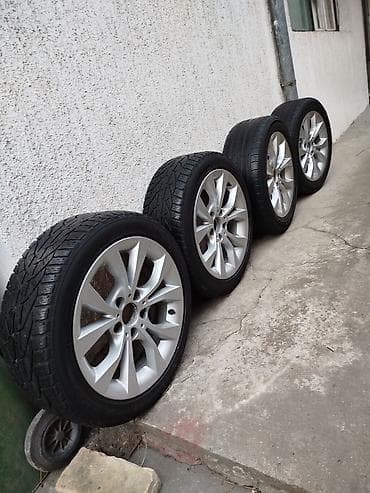 auto delovi bata: Set alu felni sa gumama – 4 kom - Dimenzije felni: 17 cola (procena — 4