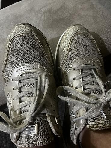 uptempo nike zenske: Guess ženske patike – zlatno/bež - Model sa podignutim đonom — 2