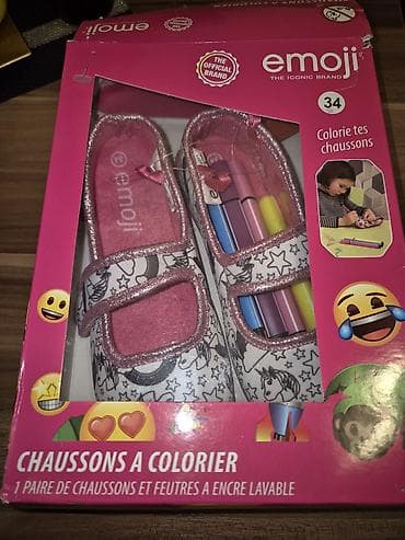 Other Children's Items: Emoji set „Chaussons à colorier” – papuče za bojenje sa flomasterima — 1