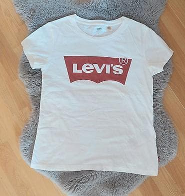 Dukserice: Levi’s ženska majica kratkih rukava - Model: klasična bela T‑shirt — 1