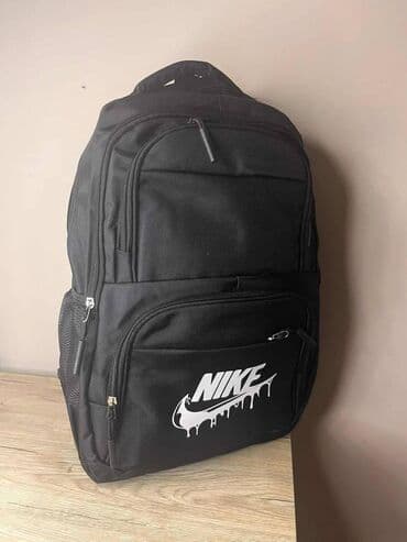 tek flis zenski: Nike — 21