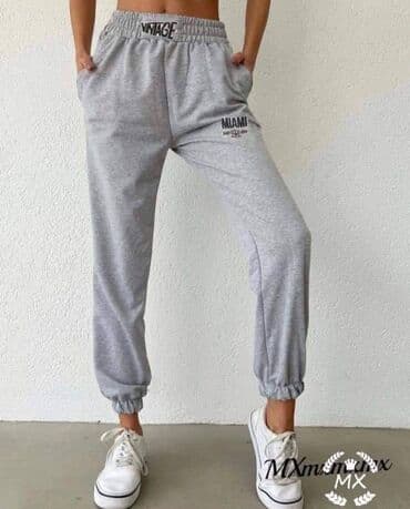 trenerka jordan: Trenerka: 1.700 dinara 
2.kom = 2500 dinara — 3