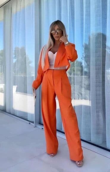 Suits: Komplet 
3400 din
ij — 5