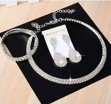 dove set neseser: Cena:1800din — 2