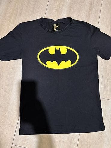 prada majice: Obe majice za 400 din,Kao nove su — 2