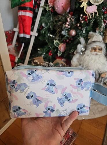 pernice za školu top model: Stitch pernica
1600din
Uz pernicu ide jedan sjaj i dve gumice — 9