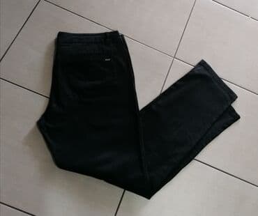 pantalone od vestacke koze: Crne farmerice
Kao nove
Vel 31
Povoljno
UVOZ Turska — 1