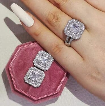 Veličina prstena:7 8 9 10
Cena: 1400din na lalafo.rs Veličina prstena:7 8 9 10
Cena: 1400din