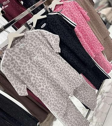 NEW COLLECTION ADIDAS KOMPLETI Uvoz Turska Veličine : S M L XL Cena 