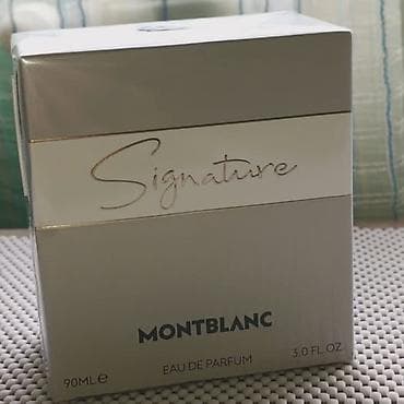Na slici je Montblanc Signature, ženski parfem. Karakteristike mirisa