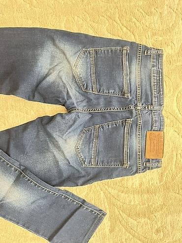 haljine poznatih brendova: Muške farmerke – Nesal Jeans plavi džins

Broj: 31 — 4