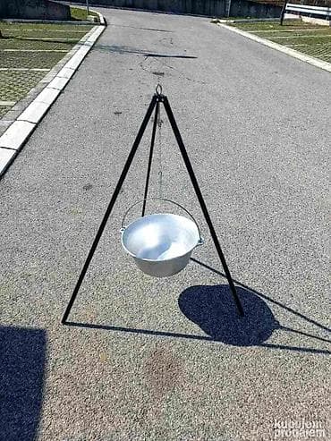staklene case za desert: Tronožac sa kotlićem za kuvanje na otvorenom - Metalni tronožac — 3