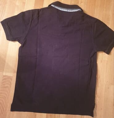 muške zimske jakne c a: TOMMY HILFIGER teget polo majica sa kragnicom. Piše L velicina, evo — 3