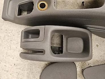 sedista za pezo 206 3 vrata: SREDNJA KONZOLA BLENDA ZA PEUGEOT 206, 306 — 1