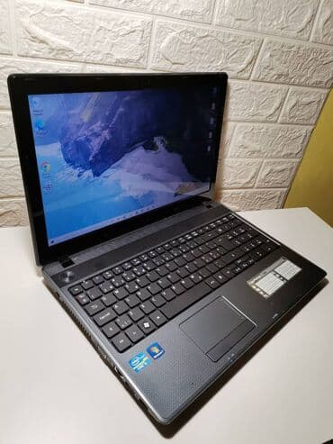 Acer: Acer Aspire 5749 je potpuno ispravan laptop sa solidnim — 2