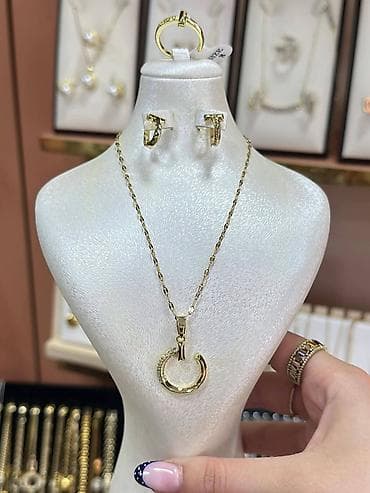 zara haljina s: Zlatni setovi nakita – elegantne kolekcije - Set 1: Ogrlica sa — 8