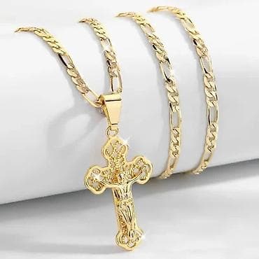 unikatni nakit: Lancic sa krsticem
2200 din
💋 — 2