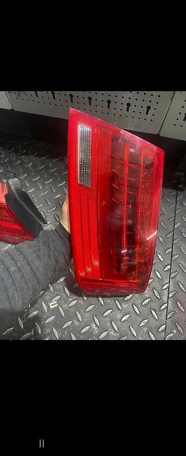 multimedija audi a4 b6: AUDI A5 STOP SVETLO LED 8T0945096H | Audi vagen delovi altina zemun — 3