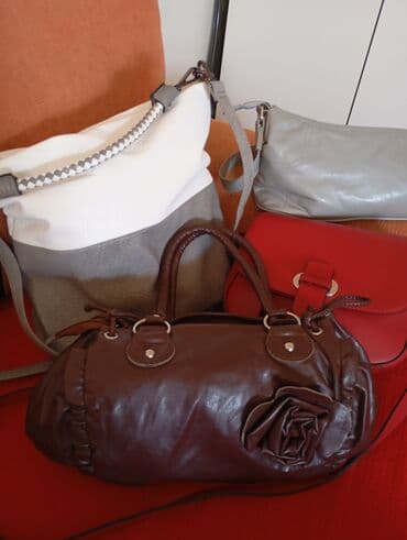h m torbe: Chloé — 21