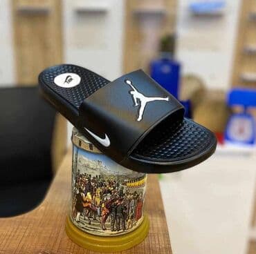 ženske čizme za zimu: Fashion slippers, Balenciaga — 4