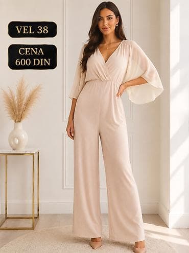 svečani kompleti: Elegantni ženski kombinezon u puder roze/bež nijansi. Model sa — 1