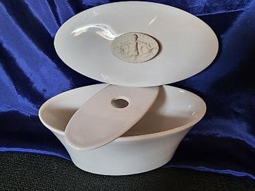 slike na platnu kragujevac: Revol luksuzni porcelanski pekac Francuska. Sve o pekacu na 2 slici — 3
