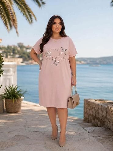 kargo pantalone h: 07. Haljina za punije
2XL 3XL 4XL
Cena : 2.600 dinara H — 5