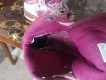 kopacke sa malim kramponima: Converse, Veličina - 38 — 18