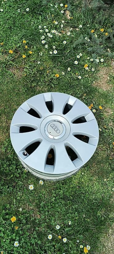 pumpe za dušeke: Originalne Audi aluminijumske felne – set 4 komada 5x112 promer rupa — 1