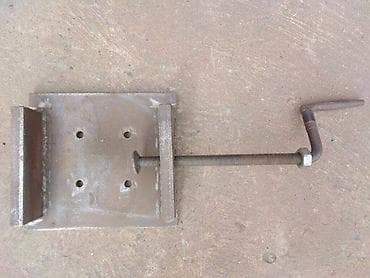 Mašinska stega, ručni rad, donja ploča debljine 12 mm x 200 mm x 220 na lalafo.rs Mašinska stega, ručni rad, donja ploča debljine 12 mm x 200 mm x 220