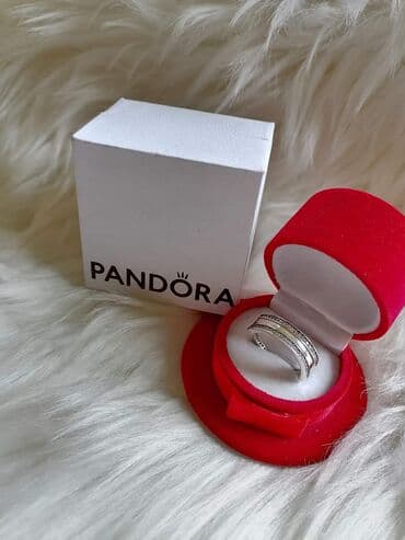 new yorker aksesoari: Pandora prsten Veličina 7 i 8 Cena:2100din Dobija se sa pandora — 2