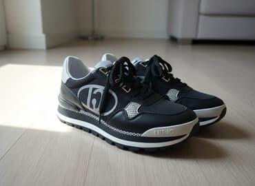 liu jo patike kupujemprodajem: Liu Jo, 41, bоја - Crna — 1