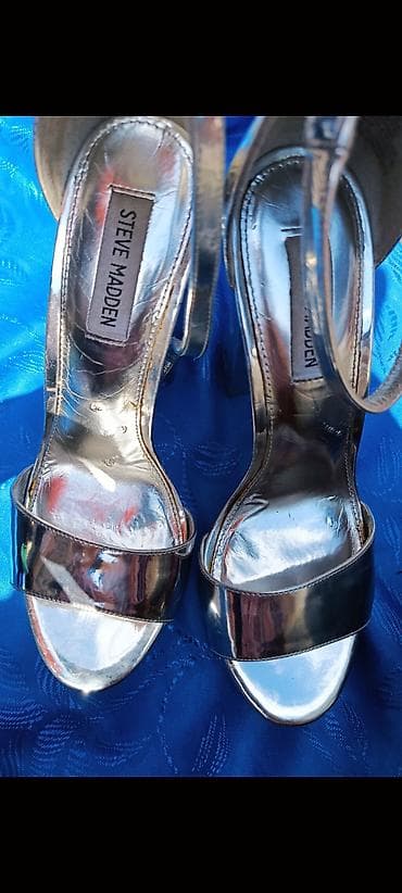 salonke beograd: Steve Madden sandale na platformu, metalik srebrne boje. - Model — 1