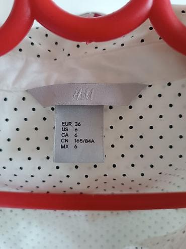 springfield bluza: H&M ženska košulja na tufne - Model: klasična košulja sa kragnom — 3