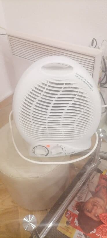 lusteri sa ventilatorom cijene: Grejalica duvaljka 2 brzine plus ventilator Sunchro 2000w kao nova je — 2