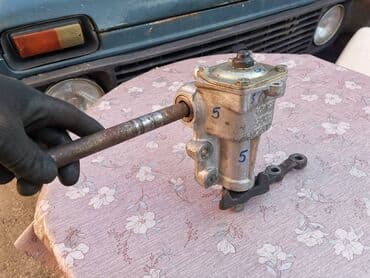 poklopac glave motora: Puž(glava) volana Lada 2107 Rivu, Lada 2104 Karavan, Lada 2105 Lada — 4