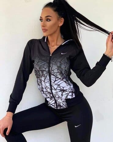 p.s zenske jakne: Nove ženske komplet trenerke S,M,L,XL,XXL veličine za samo 3500 din p — 2