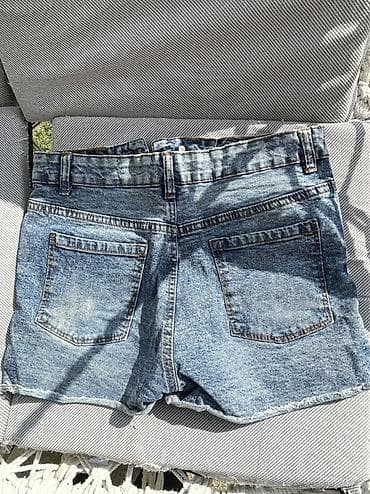 Ženske teksas šorts - Materijal: klasični denim sa pranjem srednje — 2