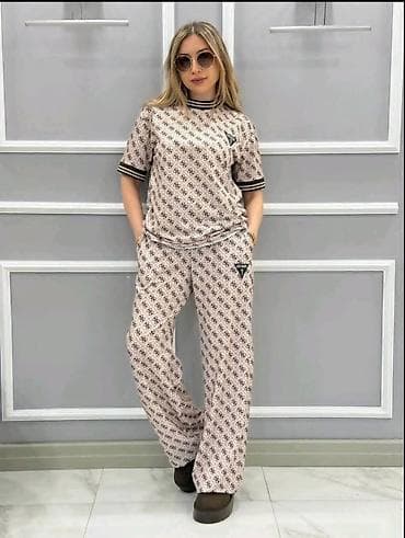 replay velike torbe: Guess komplet: 4.900 dinara
Vel: S M L
Uvoz Turska — 2