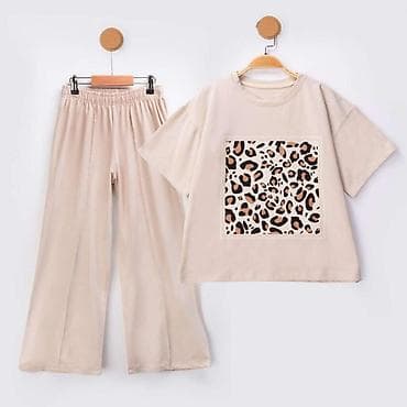 Ženski komplet – majica i pantalone - Boja: bež/nude ton - Gornji