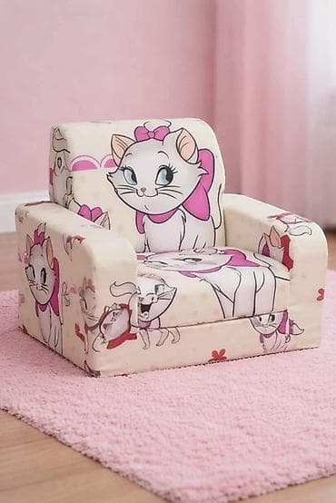 ck patike bele: Velika fotelja 📏 Dimenzije: • Foteljica: 60×55 cm • Sedeći deo: 40×30 — 1