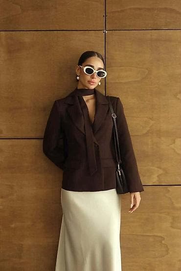 ramaks haljine: S M L XL
3.800 din
Sako e6 — 1