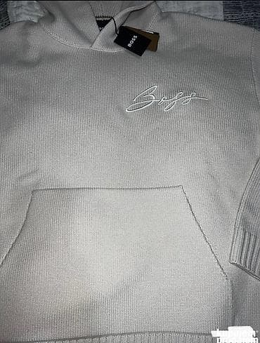 radno odelo eps: HUGO BOSS džemper 100% vuna vel. M NOVO Masivan i izuzetan džemper bež — 2