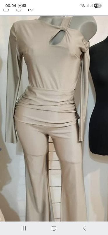 evaroza komplet: Elegantni ženski komplet, bluza i dublje pantalone. - Materijal — 2