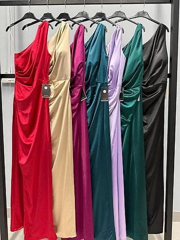 Haljine: 04. 🎗️Haljina 3.900 dinara🎗️A — 4