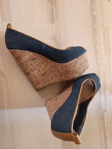 oksfordice sa platformom: Sandals, Primadonna, 39 — 1