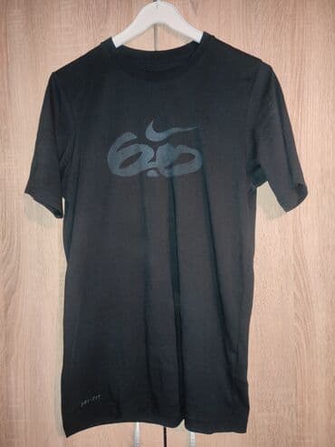 Bermude i šorcevi: Majica na kratke rukave, M, Nike, bоја - Crna, Poliester — 2