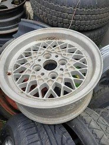 bisage za motor: BMW 2002 4X100 5.5J ET 18 2KOM 13COL | 2 kom perfektne — 2